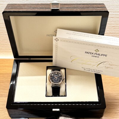 Patek Philippe Annual Calendar Moon Phases 40 – Réf. 5205G-013 – Or Blanc – Cadran Noir – Bracelet Cuir