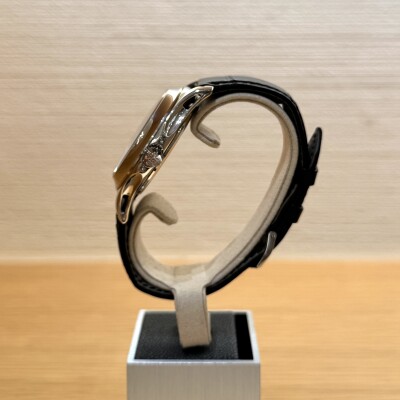 Patek Philippe Annual Calendar Moon Phases 40 – Réf. 5205G-013 – Or Blanc – Cadran Noir – Bracelet Cuir