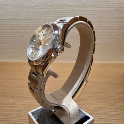 Rolex Oyster Perpetual 31 – Réf. 277200 – Bracelet Oyster – Full Set 2023