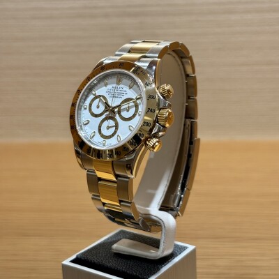 Rolex Cosmograph Daytona 40 – Ref. 116523 – Oyster Bracelet – 2009 – Full Set