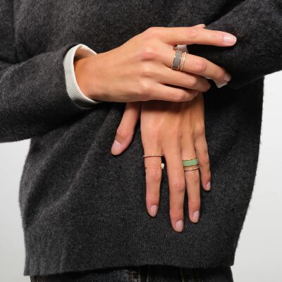 Bague Repossi Berbère Chromatic laqué couleur vert sauge 2 rangs en or rose pavée de diamants