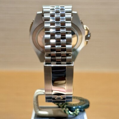 Rolex GMT-Master II – Réf. 126720VTNR – Acier – Lunette Verte & Noire – Full Set – 2024