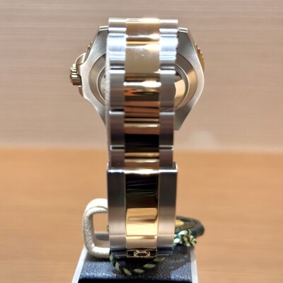 Rolex Submariner Date – Ref. 126613LN – Steel & Yellow Gold – Black Dial – Black Bezel – Full Set 2025
