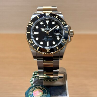 Rolex Submariner Date – Ref. 126613LN – Steel & Yellow Gold – Black Dial – Black Bezel – Full Set 2025