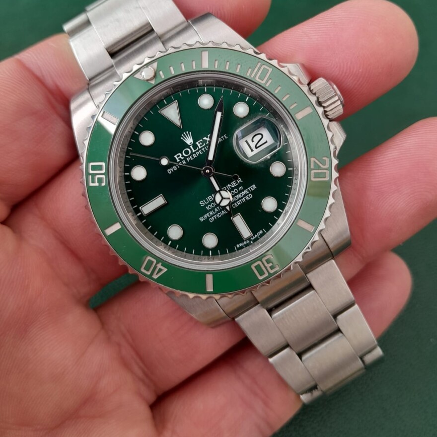 Montre Rolex Submariner Date lunette verte