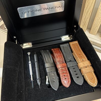 Montre Panerai Luminor 8 Days GMT - 44mm
