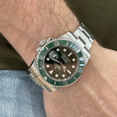 Montre Rolex Submariner Date lunette verte