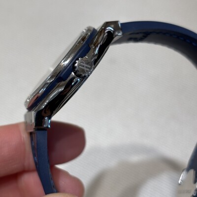 Montre Classic Fusion Titanium Deep Blue Diamonds