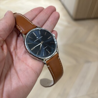 Montre HAMILTON Jazzmaster Thinline Auto H38525541