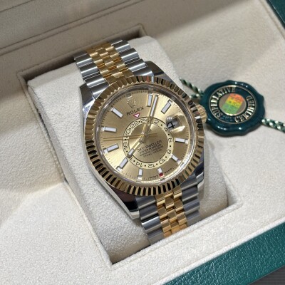 Sky-Dweller Oyster, 42 mm, acier Oystersteel et or jaune