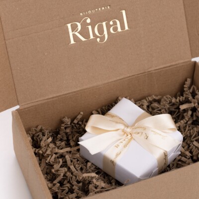 Bague Fleur Emeraude et Diamants