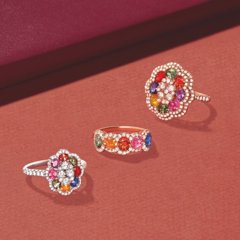 Bague Rainbow en or blanc, saphirs multicolores et diamants