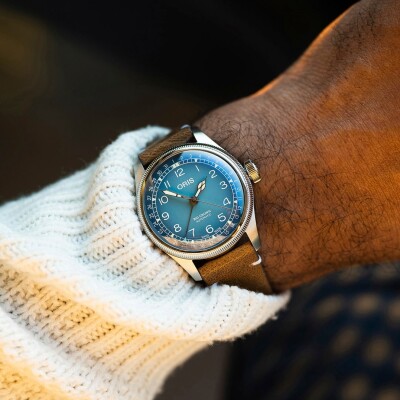 Montre Oris Cervo Volante bleue