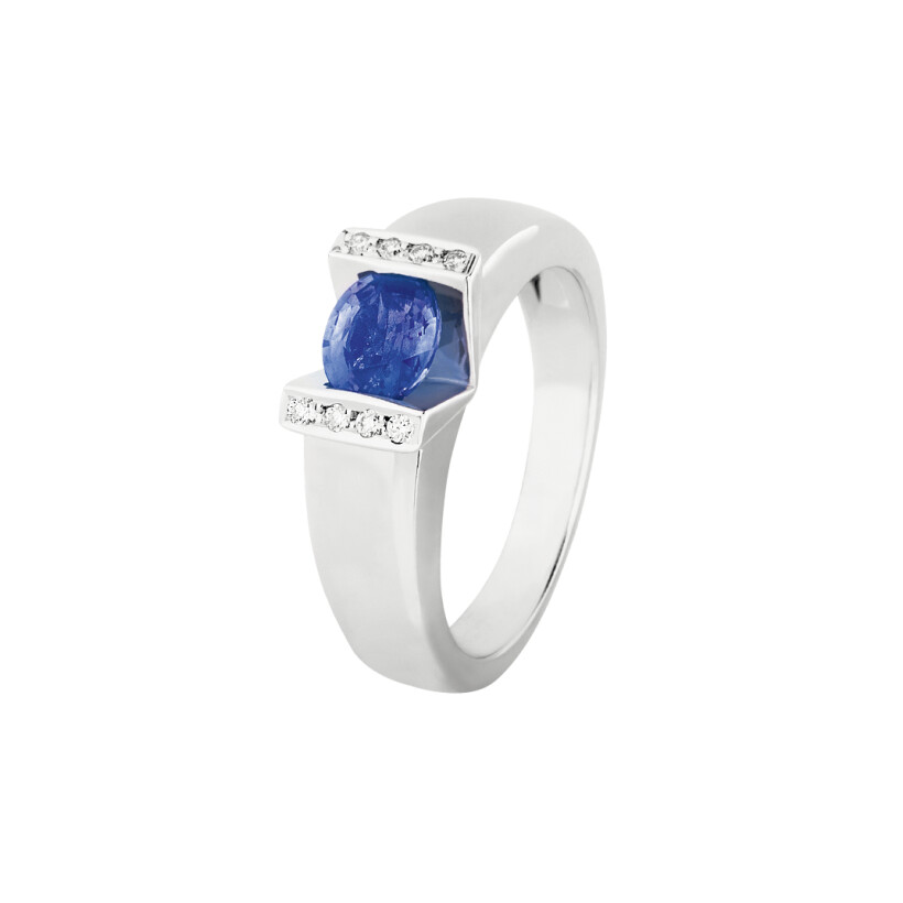 Bague Victoire or blanc saphir bleu diamants