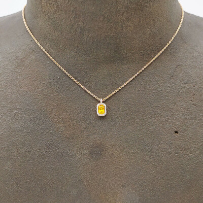 Collier saphir jaune et diamants