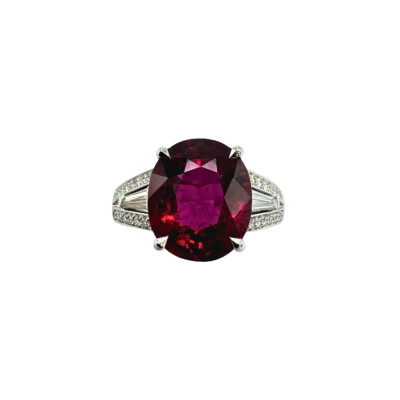 Bague en or blanc, Rubellite et diamants