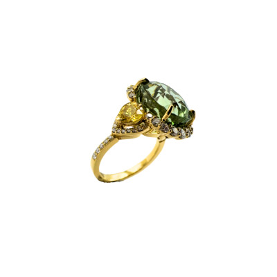 Bague Entourage en or jaune, Tourmaline verte, Saphirs jaunes et diamants