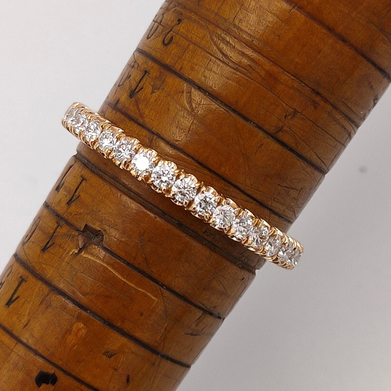 Alliance Marianne en or rose et tour complet diamants