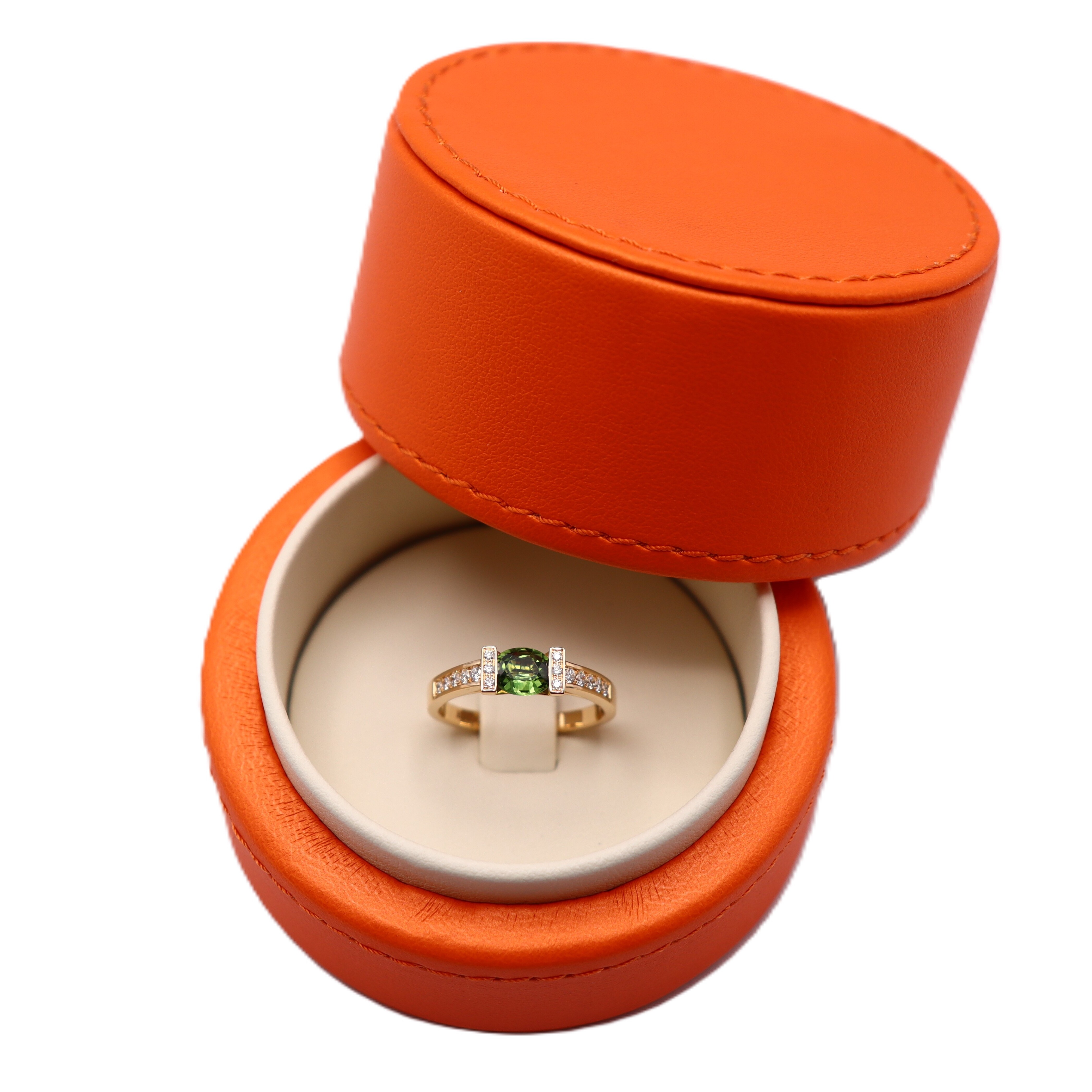 Bague Mini Victorine or rose, diamants et saphir vert vue 5