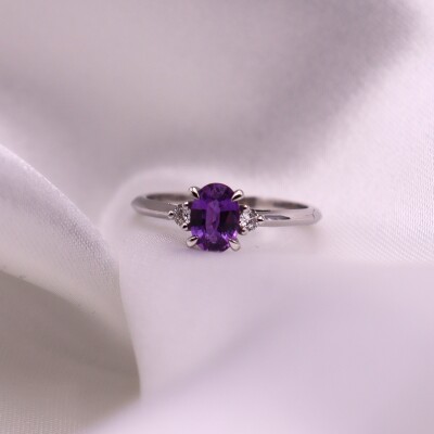 Bague Saphir accompagné