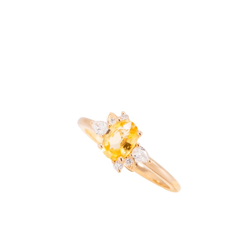 Bague Saphir jaune et diamants sur or jaune