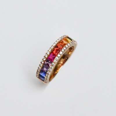 Bague Rullière Bernard "Demi arc en ciel " en or rose, diamants et saphirs multicolores