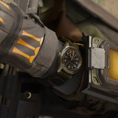 Montre HAMILTON x Call of Duty Khaki Field Auto 38 mm H70475930