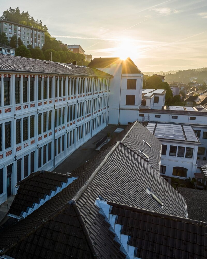 Instagram - Shemer Bedford Centre