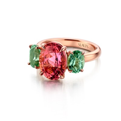 CANDY COLLECTION - THREE STONE OVAL TOURMALINE TRILOGY RING - 18KT ROSEGOLD