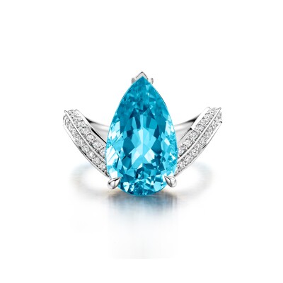 ATELIER COLLECTION - AQUAMARINE AND DIAMONDS - CURVED RING - 18KT WHITE GOLD