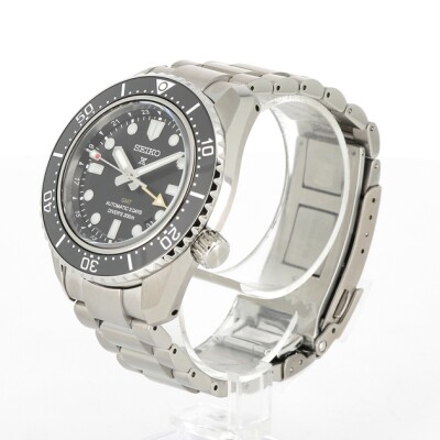 Montre Seiko Prospex Automatique Diver's 200M "Dark Depths" GMT SPB383J1