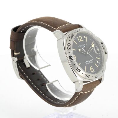 GMT Tuxedo dial Tritium (A)