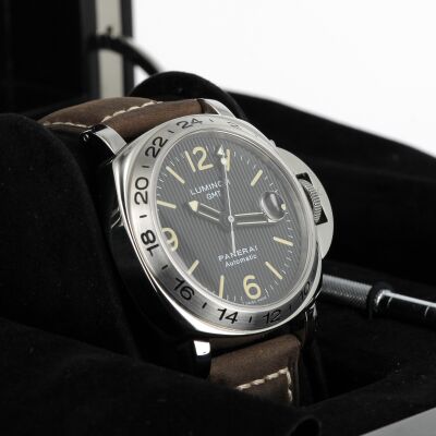 GMT Tuxedo dial Tritium (A)