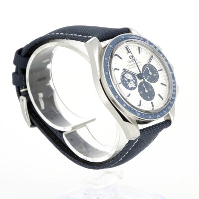 Speedmaster 50th anniversary "Silver Snoopy Award"
