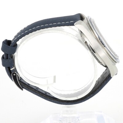Speedmaster 50th anniversary "Silver Snoopy Award"