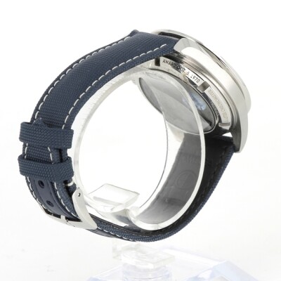 Speedmaster 50th anniversary "Silver Snoopy Award"