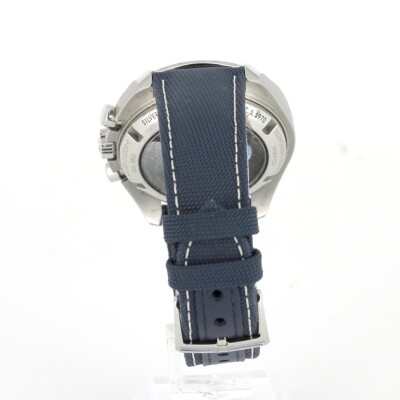 Speedmaster 50th anniversary "Silver Snoopy Award"