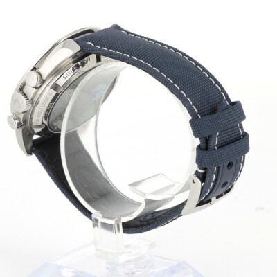 Speedmaster 50th anniversary "Silver Snoopy Award"