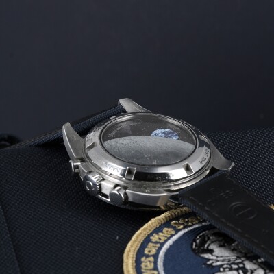 Speedmaster 50th anniversary "Silver Snoopy Award"