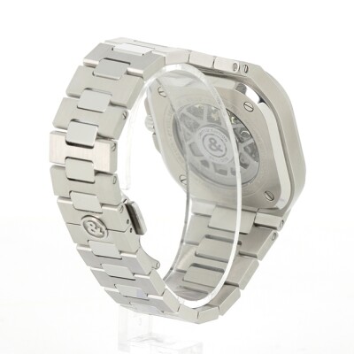 BR 05 Skeleton Green