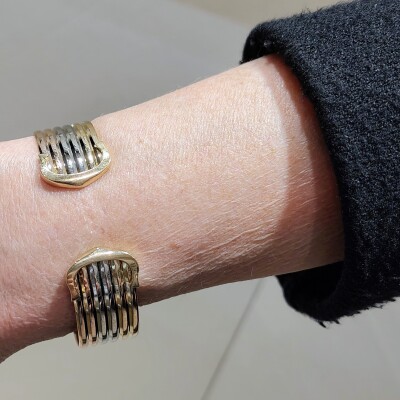 Occasion Bracelet double C de Cartier – Bracelet jonc ouvert