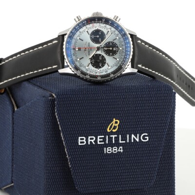 Montre Breitling Navitimer B01 Chronograph 43