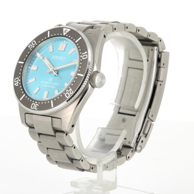 Prospex Diver's 300M "Okinawa" Édition Limitée 4000 ex.