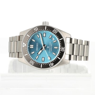 Prospex Diver's 300M "Okinawa" Édition Limitée 4000 ex.