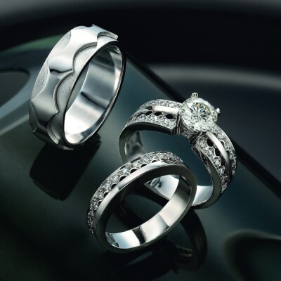 Diamond rings and wedding band