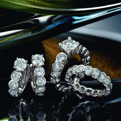 Diamond rings and earrings set