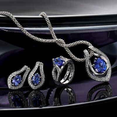 Tanzanite and Diamond jewellery set