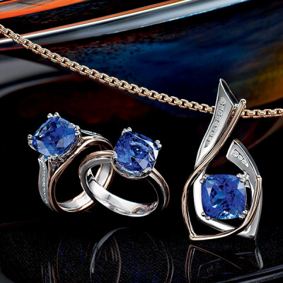 Cushion cut Tanzanite rings and pendant