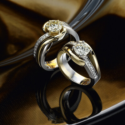 Yellow and white gold Diamond rings