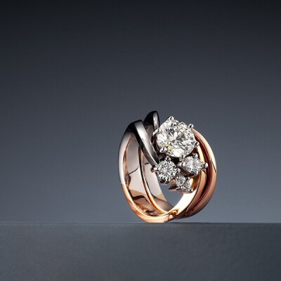 White and rose gold Diamond ring